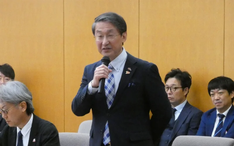 赤澤大臣関連写真